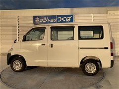 タウンエースバンDX