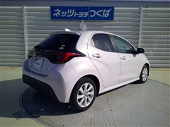 ヤリス ハイブリッド G