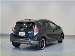 アクア X-アーバン