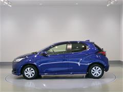 ヤリス ハイブリッド G