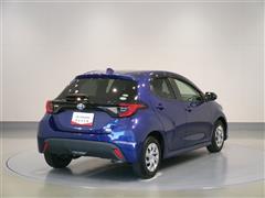 ヤリス ハイブリッド G