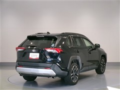 RAV4 アドベンチャー 4WD