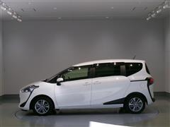 シエンタHEV ファンベースG クエロ