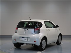 iQ 100X 2シーター