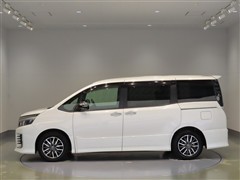 ヴォクシー ZS