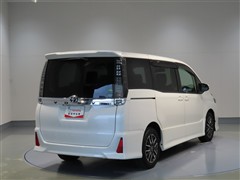 ヴォクシー ZS
