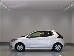 ヤリス ハイブリッド G