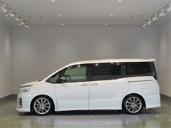ヴォクシー ZS