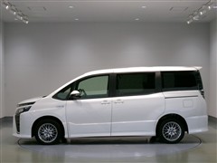 ヴォクシー ハイブリッドZS