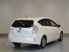 プリウスアルファ Sチューンブラック