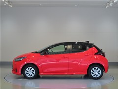 ヤリス ハイブリッド G