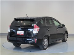 プリウスアルファ S