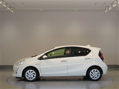 アクア S スタイルブラック