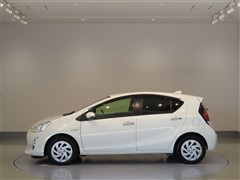 アクア S スタイルブラック