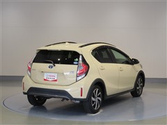 アクア クロスオーバー