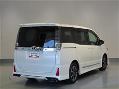 ヴォクシー ZS