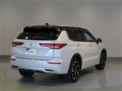 アウトランダーPHEV P