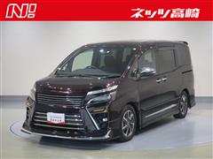 トヨタ ヴォクシー ZS キラメキ 4WD