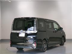 ヴォクシー ハイブリッド V