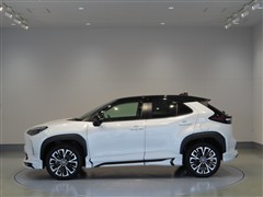 ヤリスクロス Z