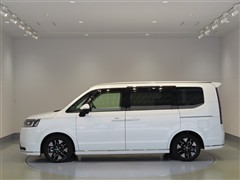 ステップワゴンE:HEVスパーダ