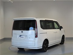 ステップワゴンE:HEVスパーダ