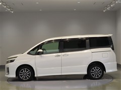 ヴォクシー ZS