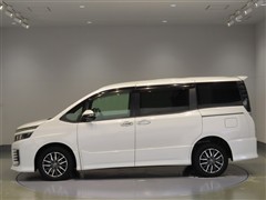 ヴォクシー ZS