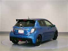 ヴィッツ GRスポーツ GR