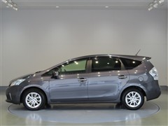 プリウスアルファ Sチューンブラック