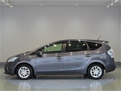 プリウスアルファ Sチューンブラック