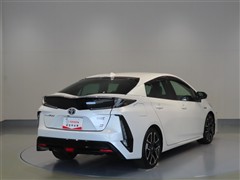 プリウス(PHV)
