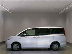 エスクァイア ハイブリッド Gi