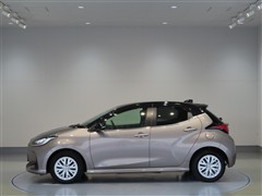 ヤリス ハイブリッド Z