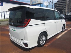 ノア ハイブリッド S-G