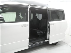 ヴォクシー ZS