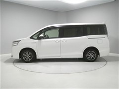 ヴォクシー ハイブリッド V