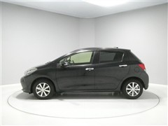 ヴィッツ F LEDエディション