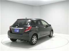 ヴィッツ F LEDエディション