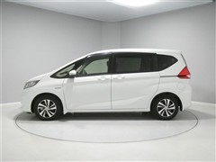 フリード ハイブリッド G