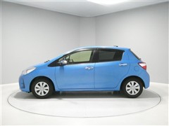 ヴィッツ ジュエラ