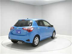 ヴィッツ ジュエラ