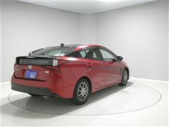 プリウス A プレミアムツーリング