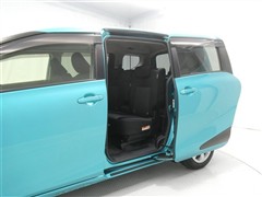 シエンタHV ファンベースG