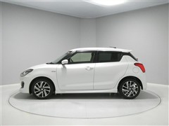 スイフト ハイブリッド RS