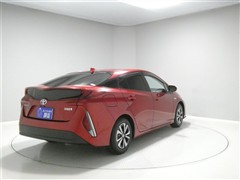 プリウスPHV S