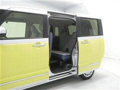 ムーヴキャンバスストライプスGt