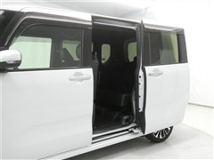 タント カスタムRS