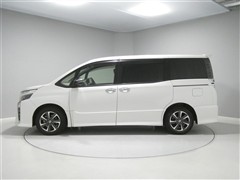 ヴォクシー ZS キラメキ3