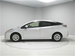 プリウス S セーフティプラス